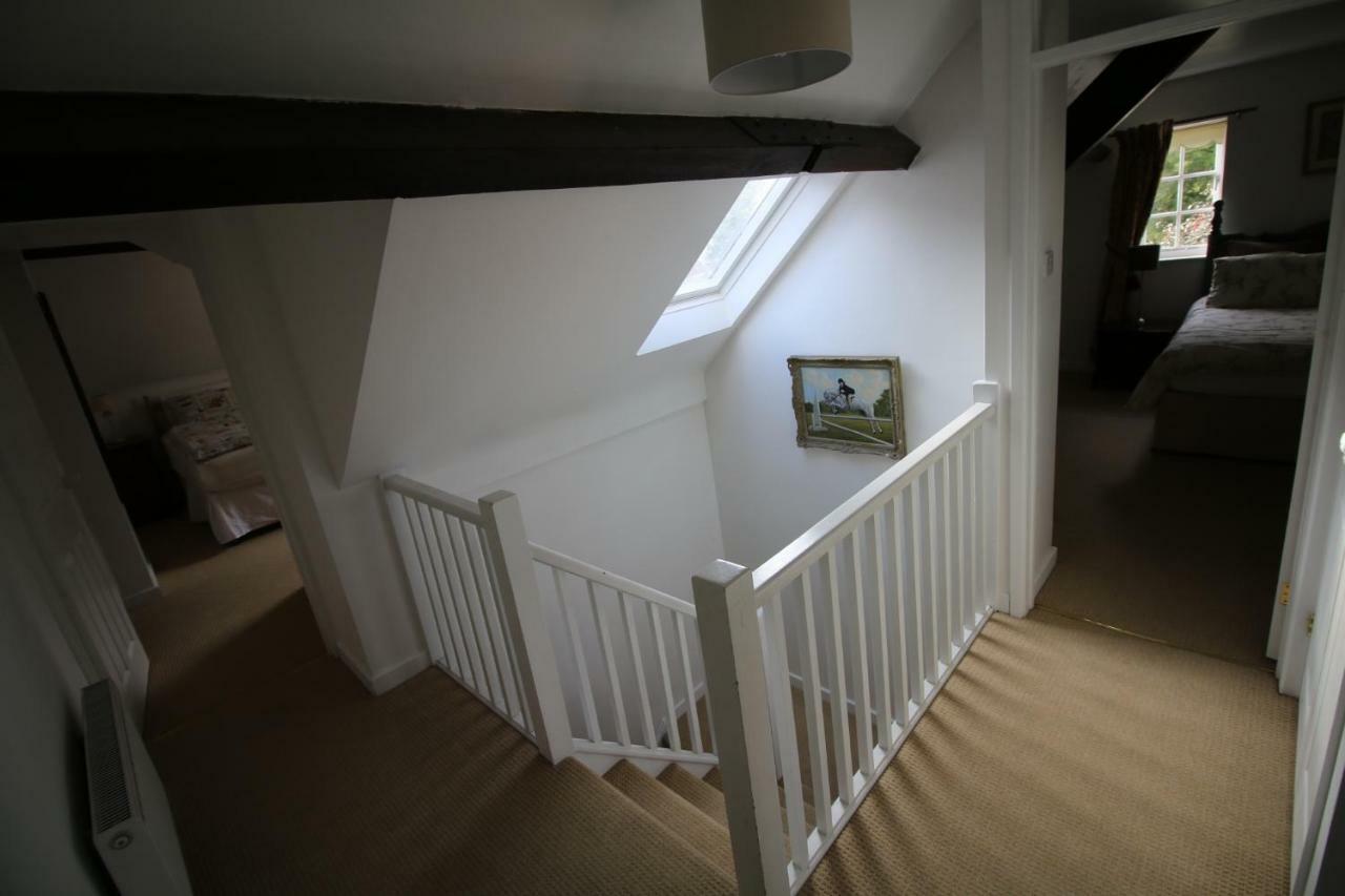 Prince Hill Cottages Worton  Exteriör bild
